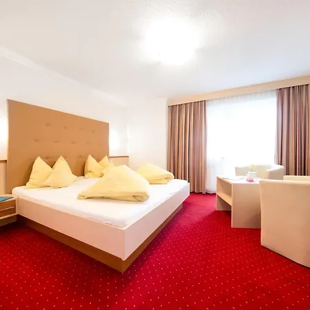 Fruehstueckspension Astoria ゲストハウス