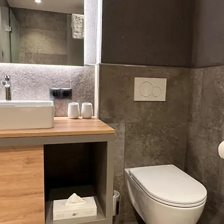 Гостевой дом Fruehstueckspension Astoria 3*