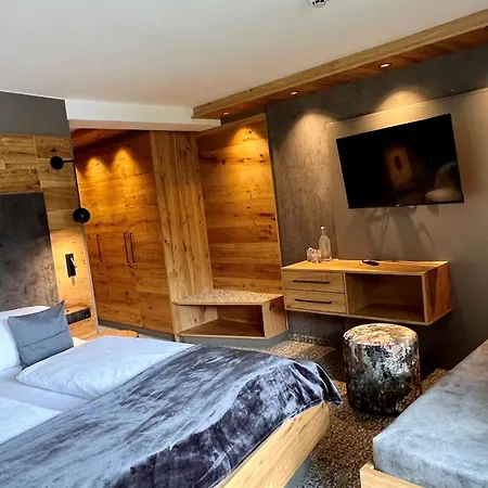 ゲストハウス Fruehstueckspension Astoria