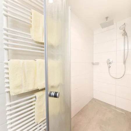 Fruehstueckspension Astoria 3* 솔덴